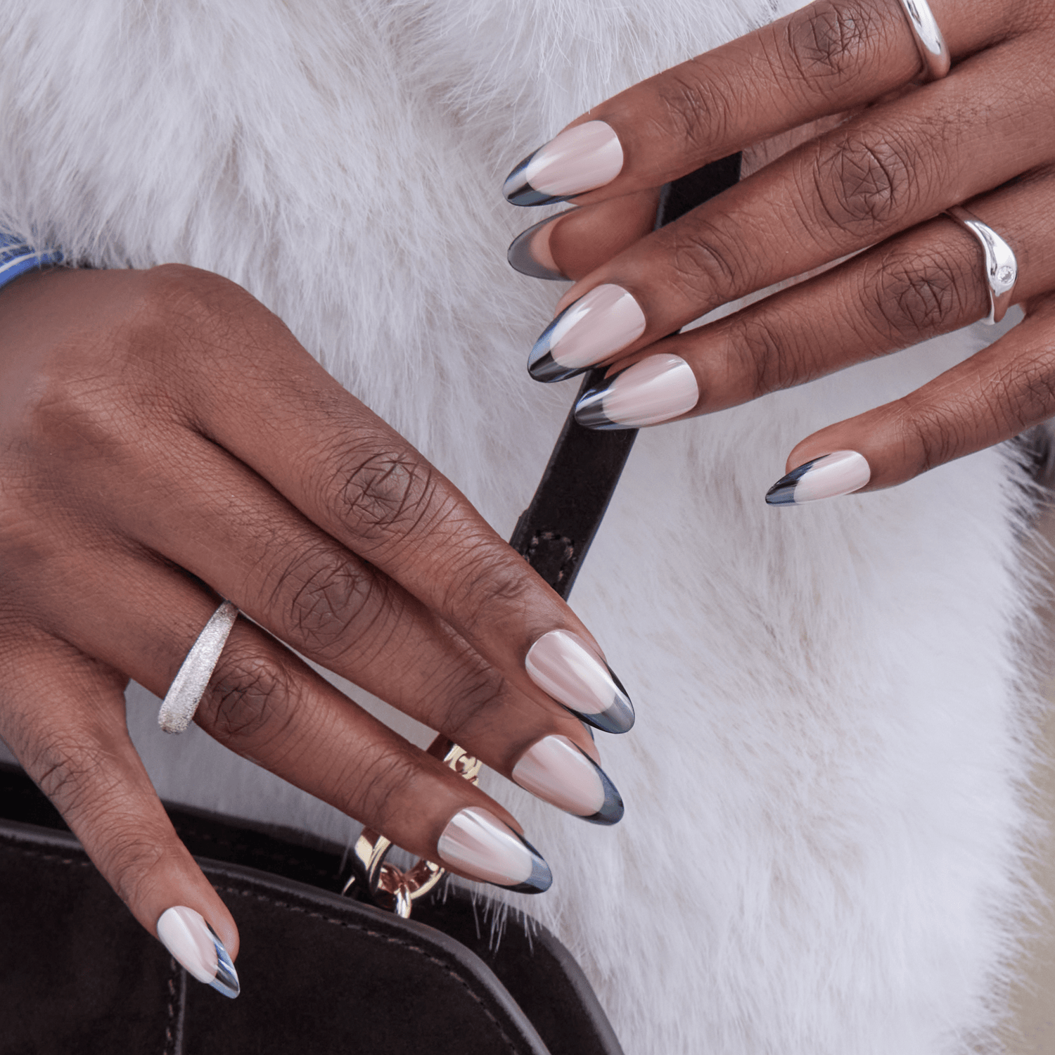 KISS Gel Fantasy Allure Press On Glue Nails - Icon